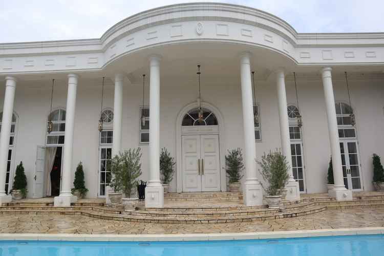 ホワイトハウスのプールが大きくて、雰囲気が良かったです。