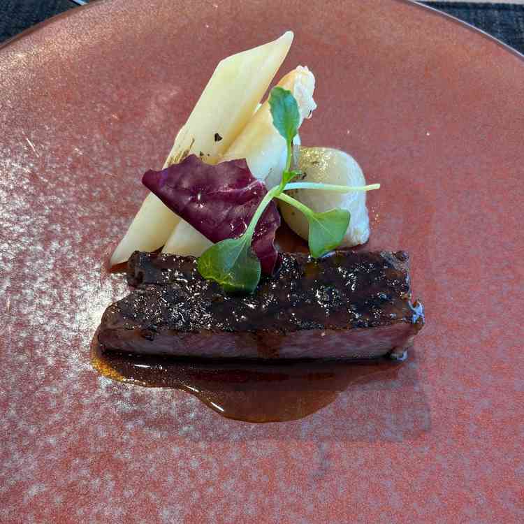 試食させていただいたメインの肉料理