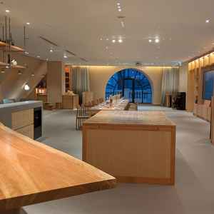 比較的少人数でも開催可能のメゾンと呼ばれる披露宴会場。避暑地の別荘のような内装でした。