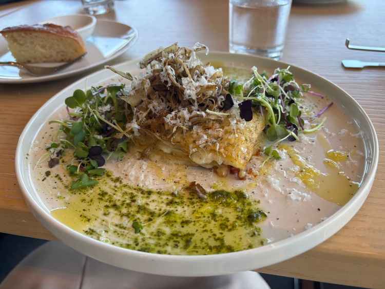 彼女の選んだメインでサーモンのラザニア