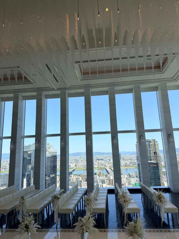 挙式会場から景色はどこよりも高層からの素晴らしいものでした。