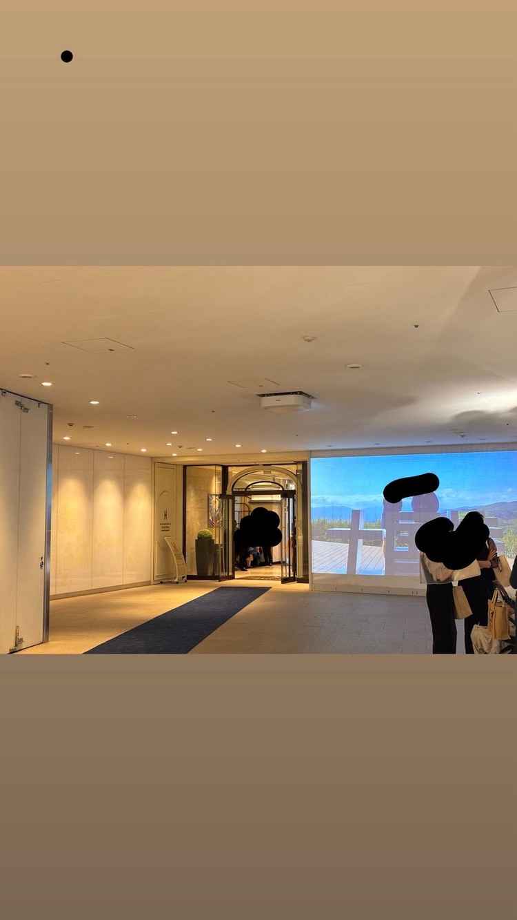 会場入り口には自分たちの写真を投影できました。