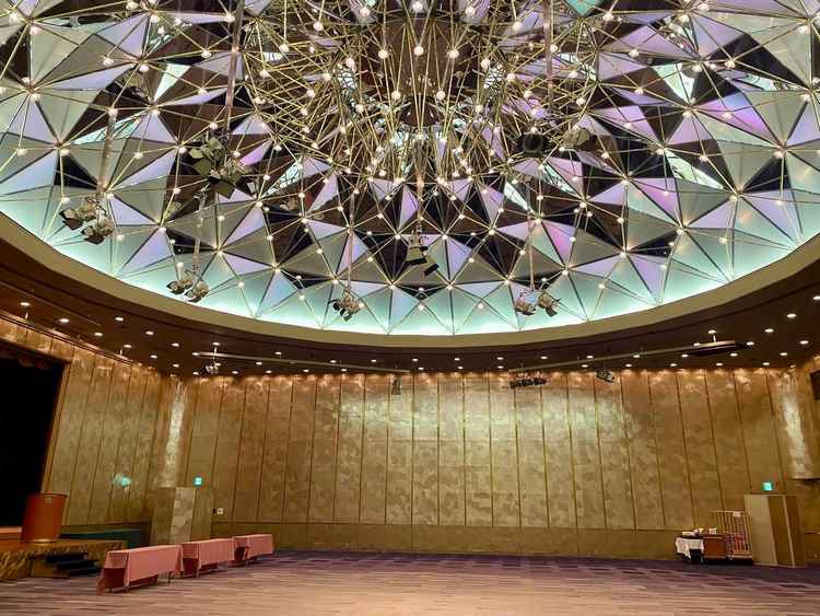 ロイヤルホールの写真