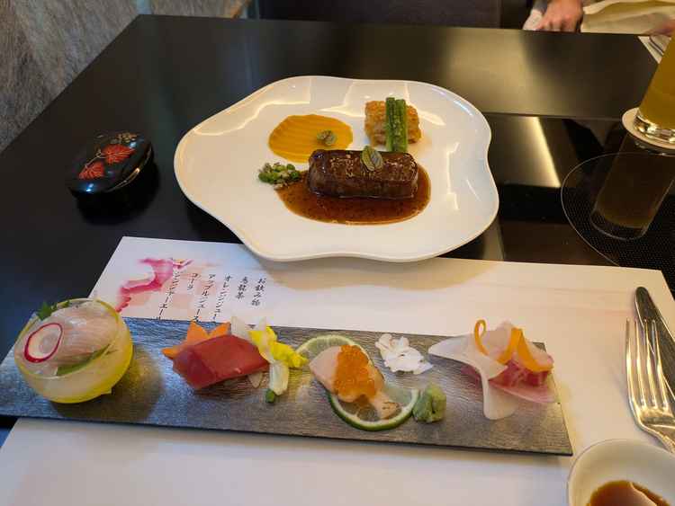 お魚もお肉も美味しくて感動した。