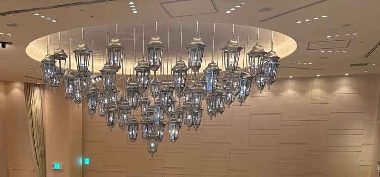 シャンデリアが可愛かった