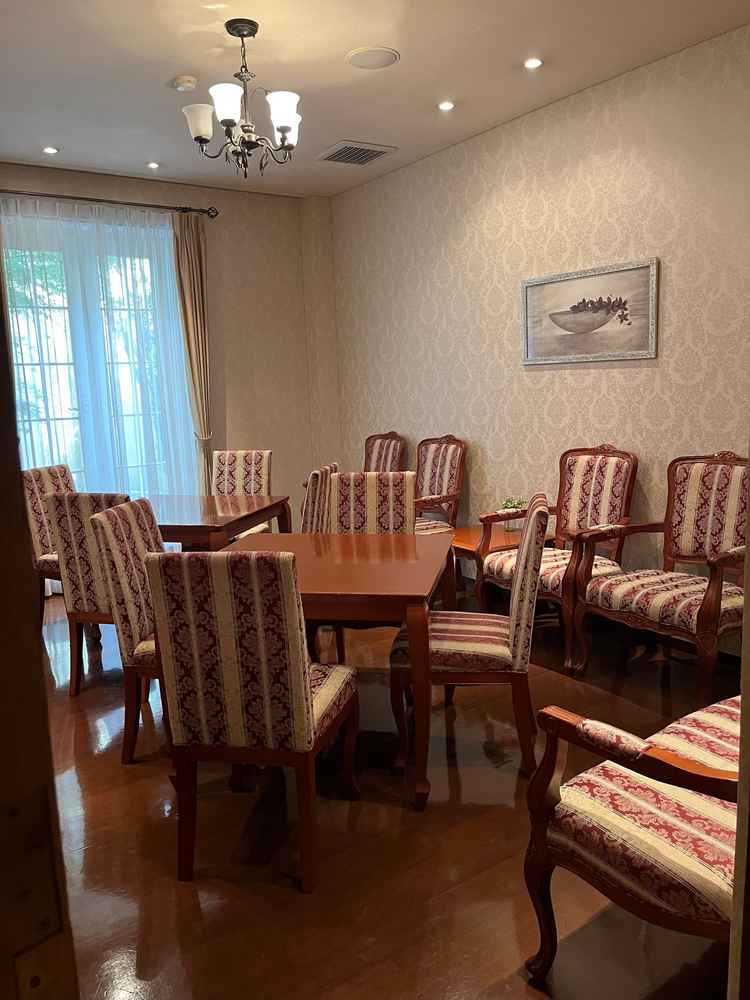 親族控室。レトロで可愛らしいです。