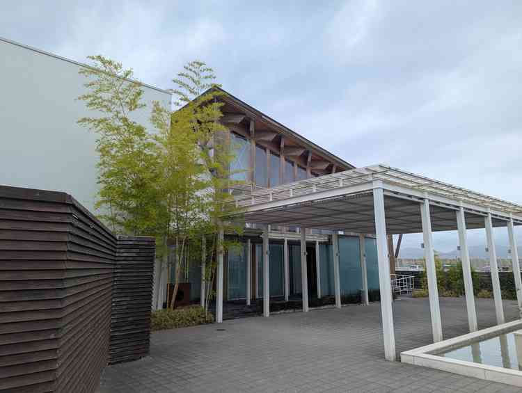 披露宴会場　瑠璃　外観