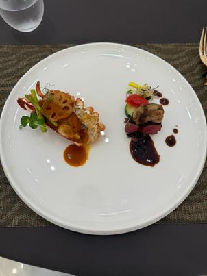 お肉料理とお魚料理の試食