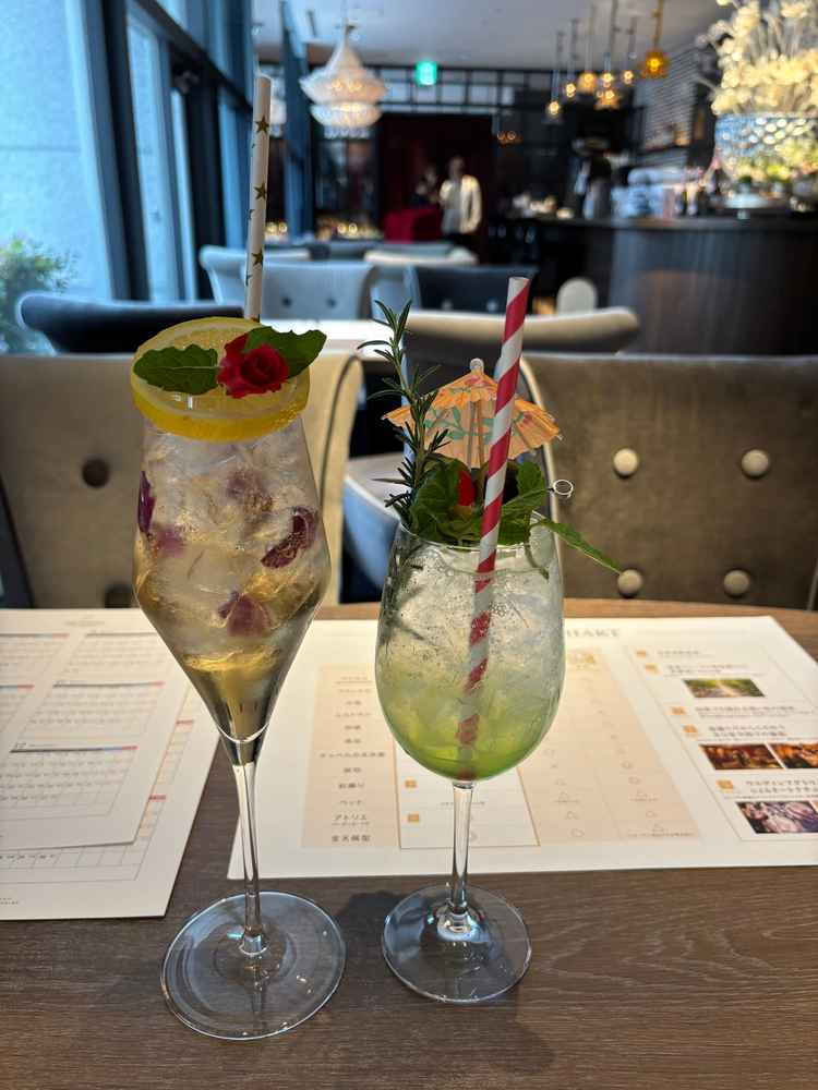 会場説明の時に出されたウェルカムドリンク。見た目もオシャレで美味しかったです♪