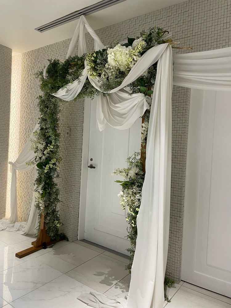 館内は白を基調とした作りで写真映するスポットがいくつかあります