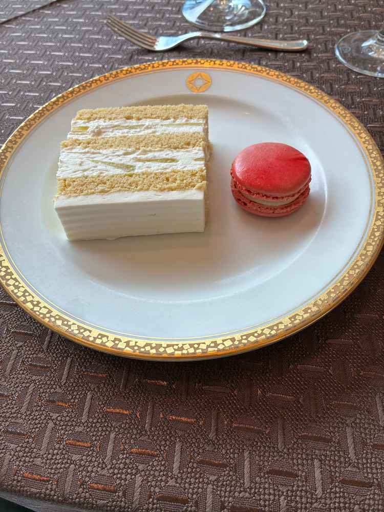 念願のスーパーショートケーキ🍰旦那も大絶賛！