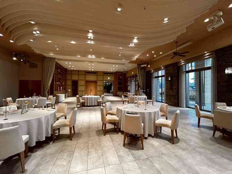 複数の会場を見学できる