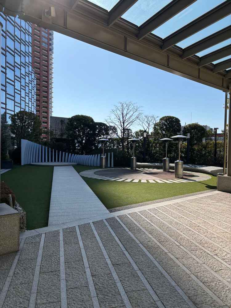 チャペル出たところにあるガーデン