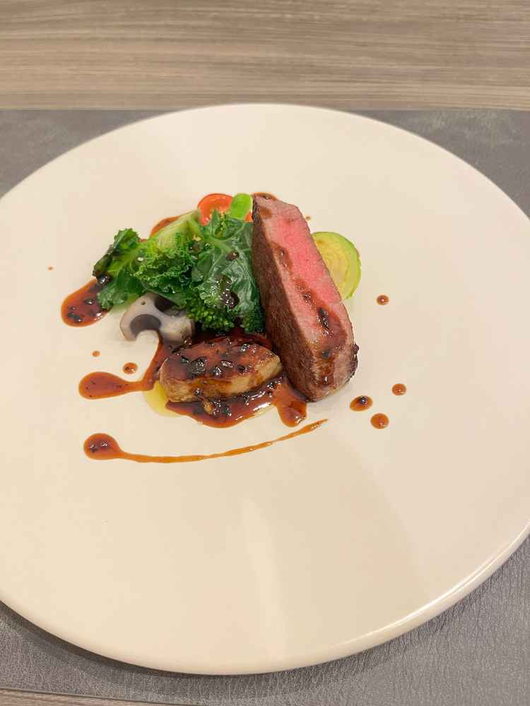 試食でいただいたお肉の写真です。柔らかく美味しいです。