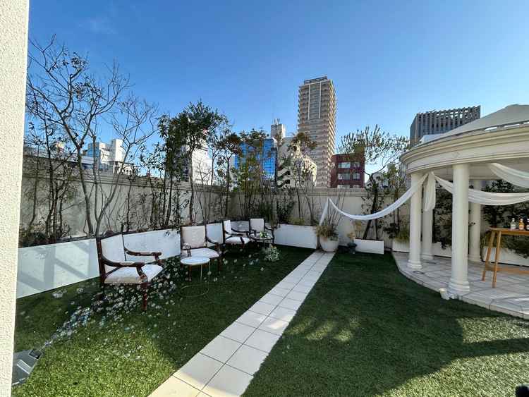 友人や家族と団欒できる場所とのことで好きな音楽をかけて楽しむ想像ができた。シャボン玉も飛んでた