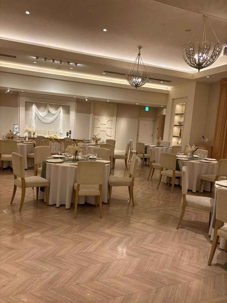 披露宴会場。二種類があった