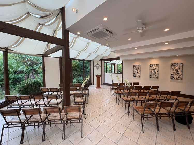 20〜40人の結婚式をあげるには丁度良い規模感挙式場だと感じました。