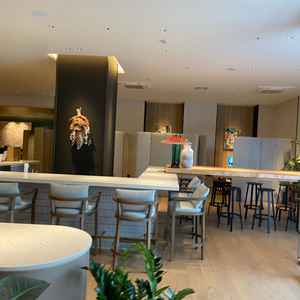 試食したところのロビー？の写真