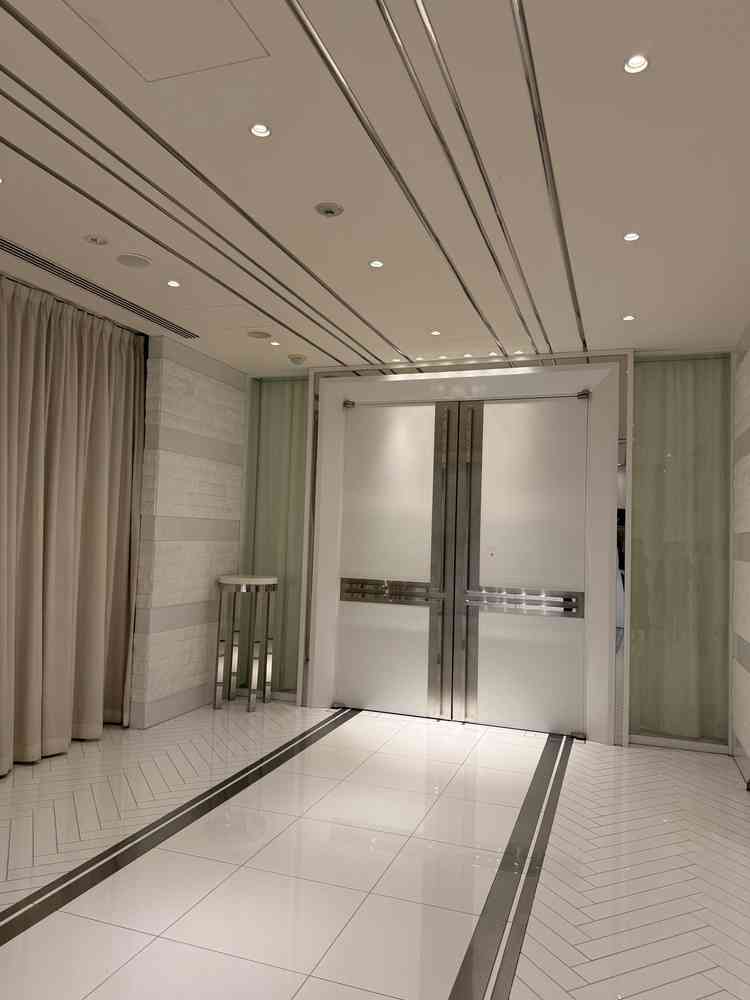 挙式の入場イメージをみせていただきました