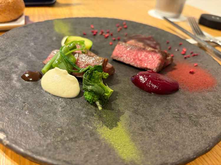 試食の国産牛