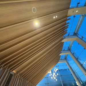 チャペルの高い天井