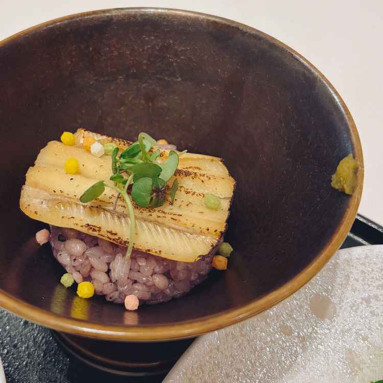 穴子のお茶漬けです！めちゃくちゃ美味しかった！！コースの締めで出したいな〜！！