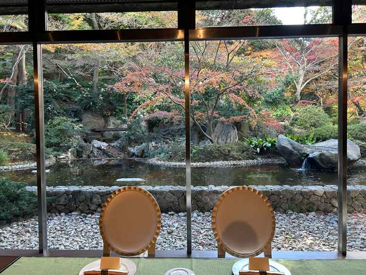 披露宴会場　高砂より