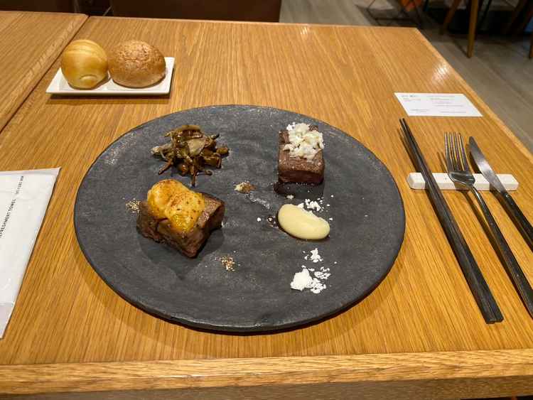 「山吹」と「純白」味付けもさることながら名前で惹かれてしまう。選ぶのも楽しい。