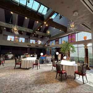 披露宴会場のひとつ、乃木坂倶楽部です。かなり広い会場でした。