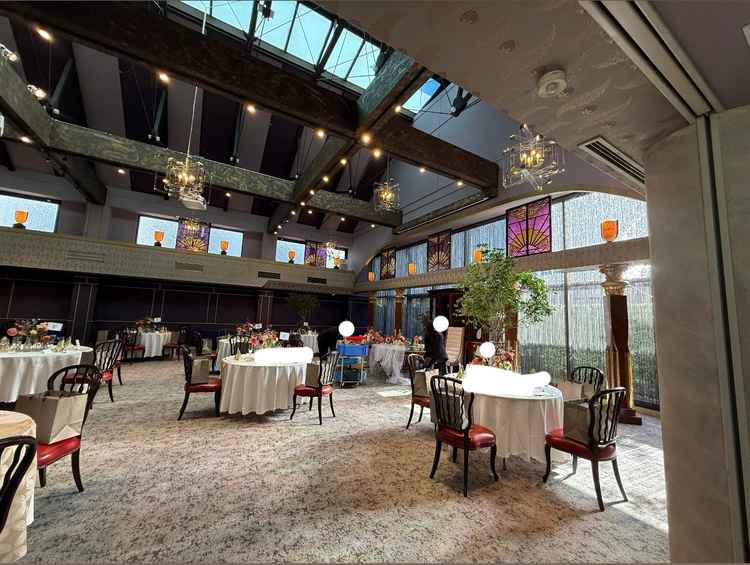 披露宴会場のひとつ、乃木坂倶楽部です。かなり広い会場でした。