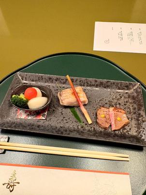見た目も美しく、素材の味を活かした上品な和食が印象的でした。