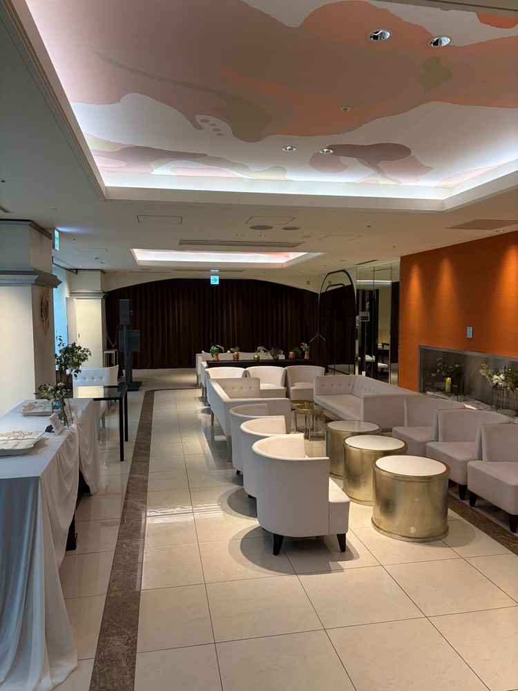 控え室。ここからが貸切空間となっており、広々としていて良かった。