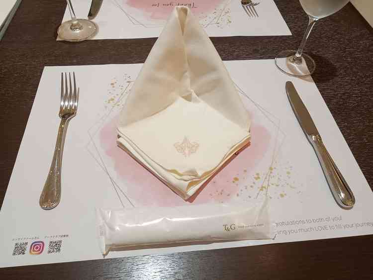ロゴプリントがおしゃれなカトラリーです。