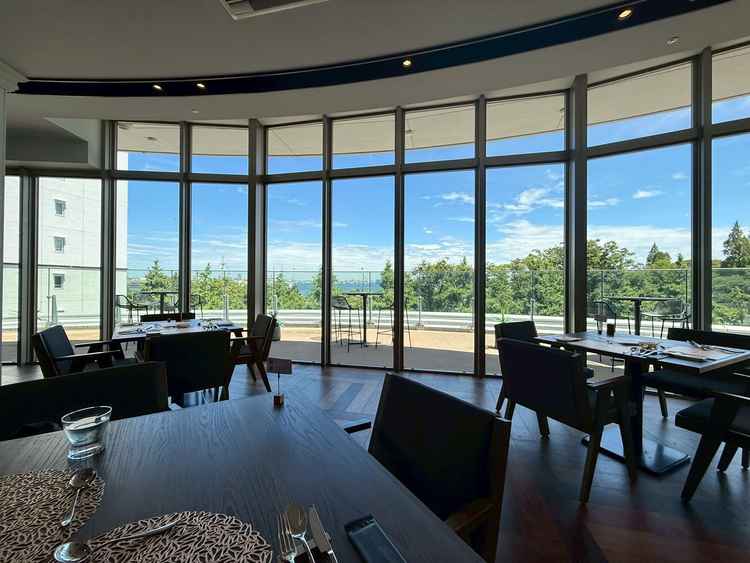 当日はレストランが待合室になるそうです。