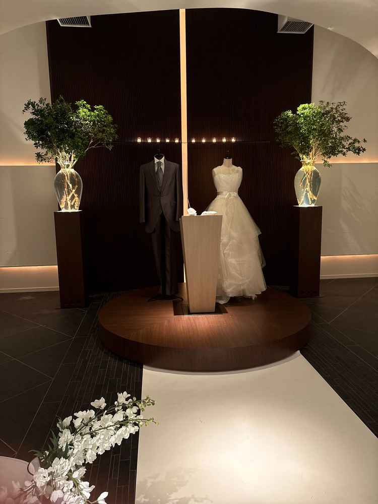 私がイメージしていた、結婚式の入場シーンにすごい合いました。落ち着いた感じのシックな雰囲気がよかった