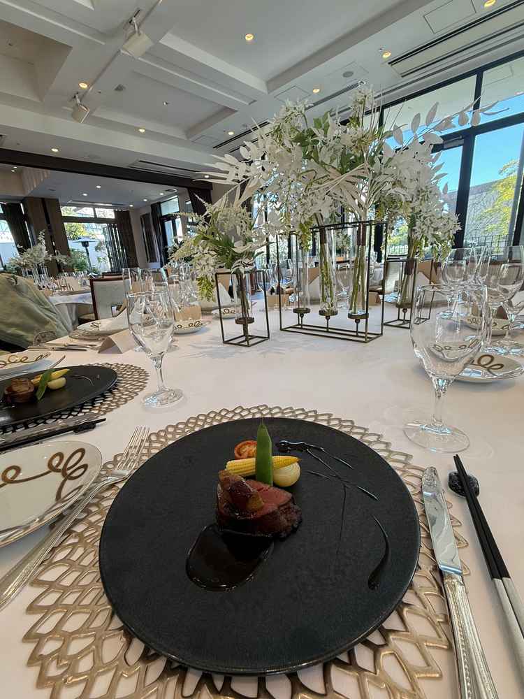 試食でいただいたお肉は柔らかく美味しかったです。窓も大きく、明るくてよかったです。