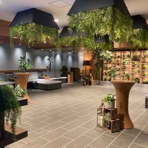 ゲストの待合室は、とても広くリラックスして過ごすことができます。