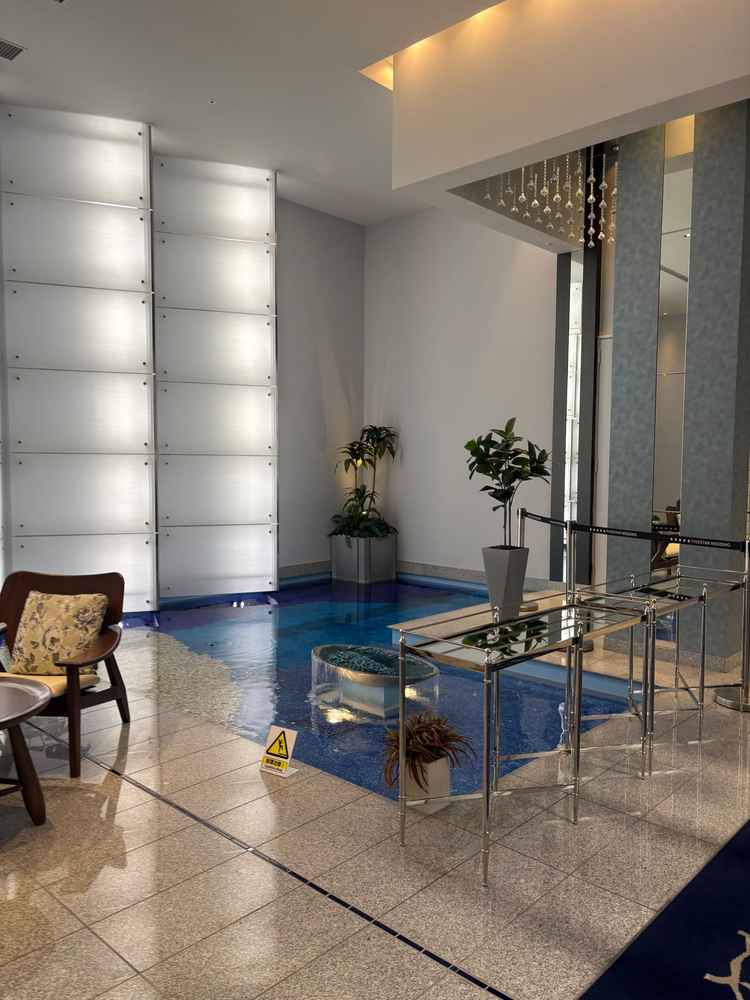 待合のラウンジにプールがそれぞれあるのも素敵でした