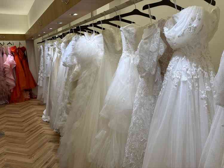 併設されているドレスサロン