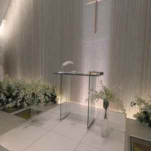 デフォルトプランでもボリュームのある造花で飾られており非常に華やかでした。