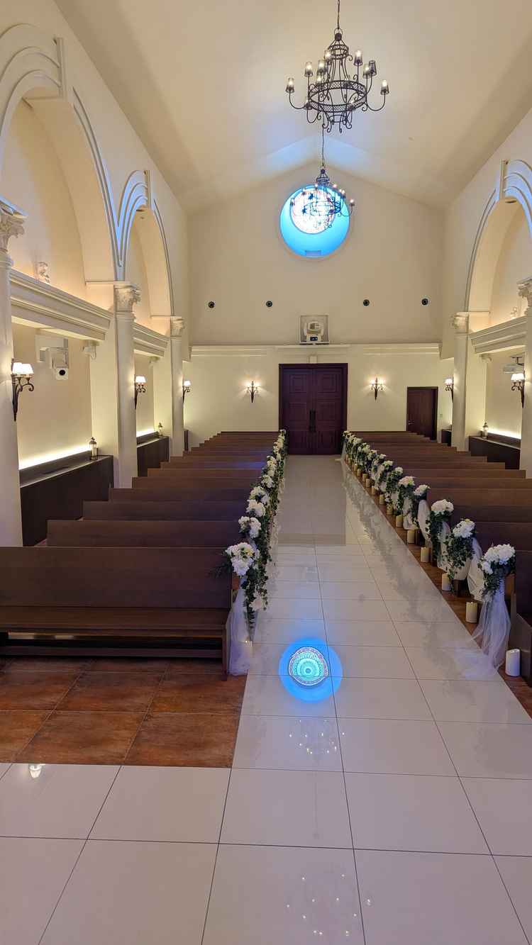 格式高い長いバージンロード