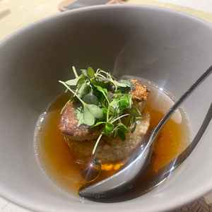 締めに頂いたフォアグラ茶漬け。本当に美味しくて夫と感嘆していました。