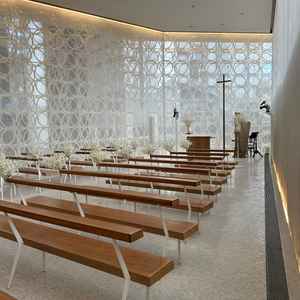 チャペルは30人程度の規模でもちょうど良いと感じる広さでした。