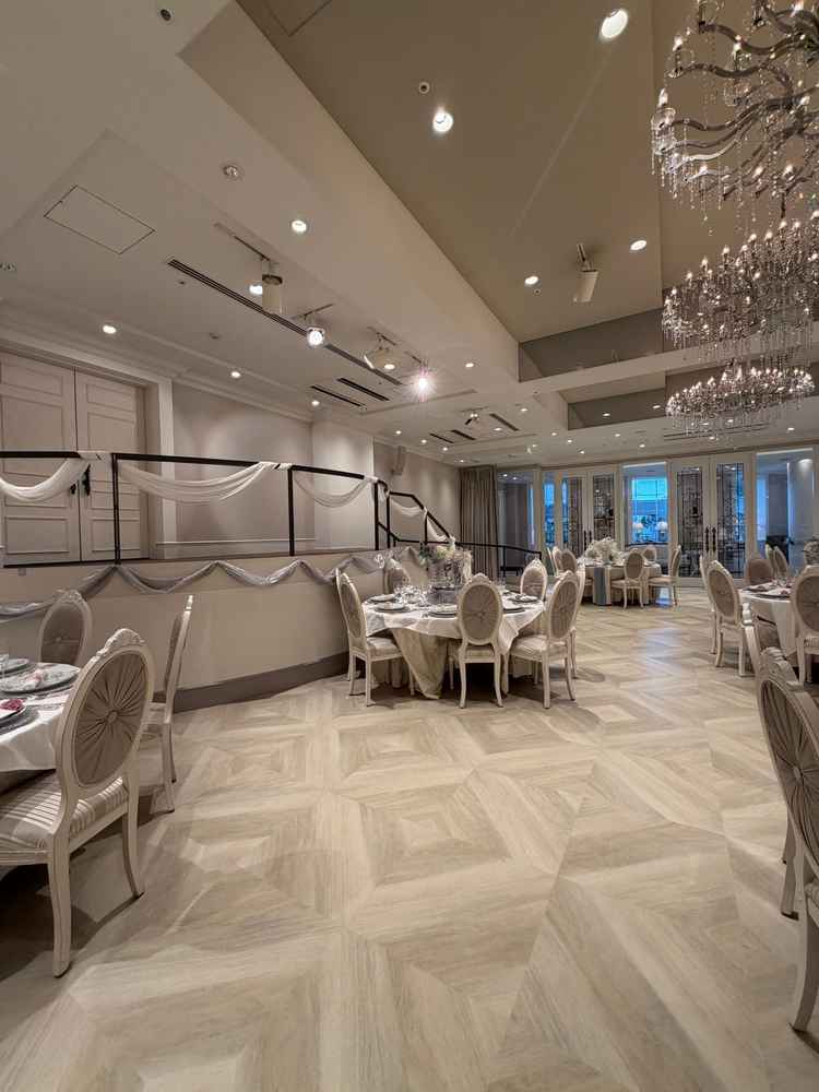 披露宴開場。複数の披露宴開場を見ることができ自分達の理想の会場を探せた。