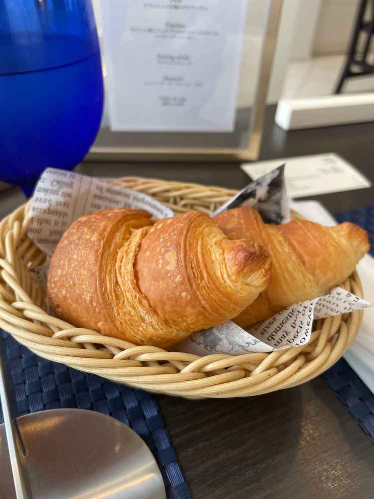 出来立ての自家製クロワッサン