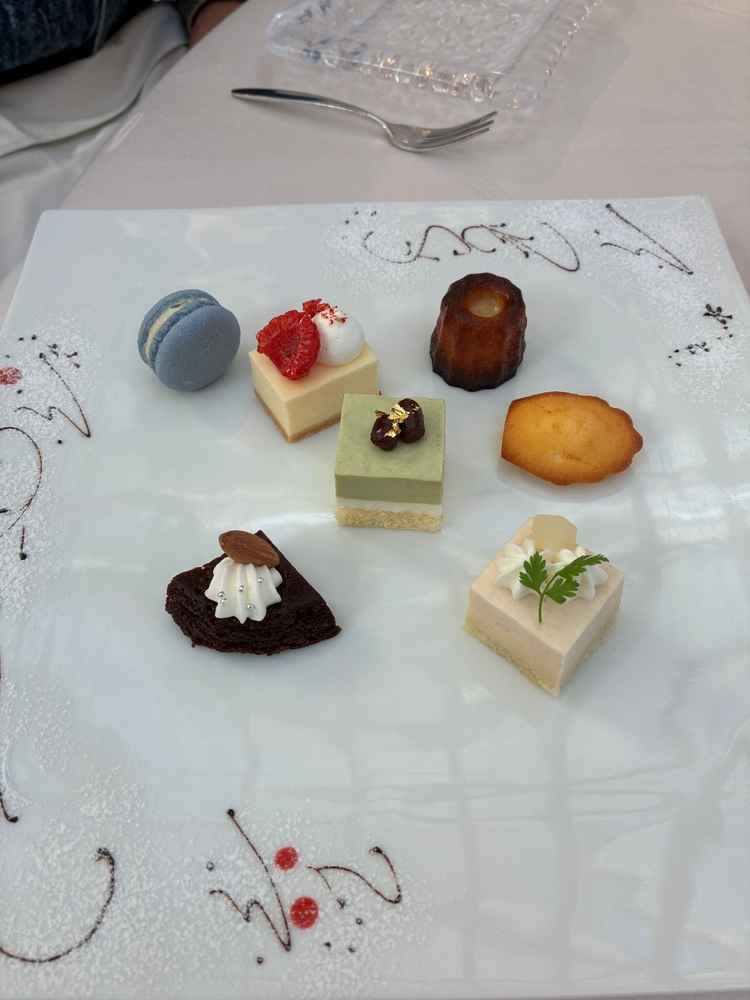 デザートビュッフェもあるそうで、お客さんも飽きることなく楽しめそうだなと感じました。