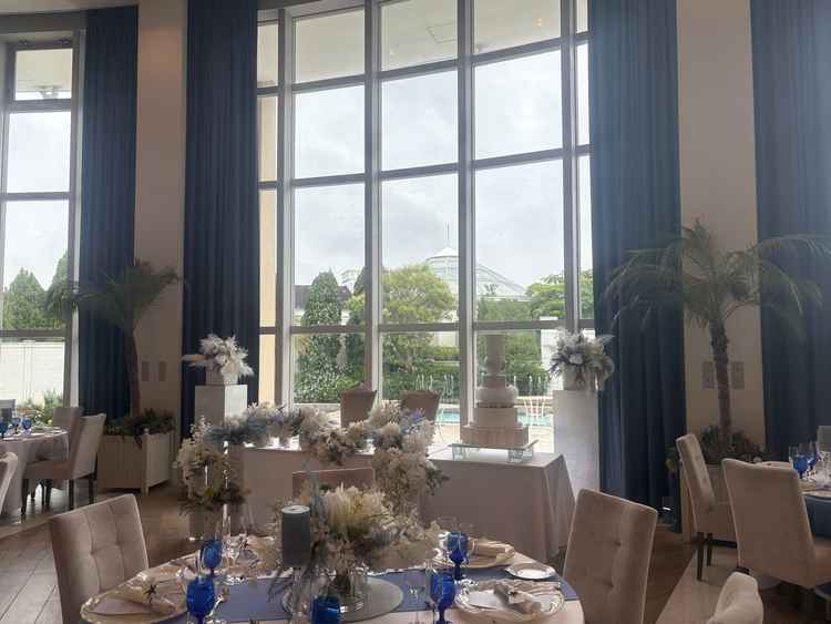 マリブ邸は階段があるので天井が広く、開放的な空間でとてもよかったです。