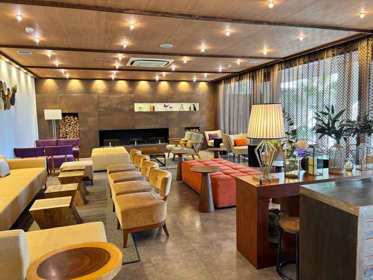 ラウンジ内に受付も設置ができ、受付担当の友人も疎外感なく、参列者全員で楽しめる空間だと思いました。