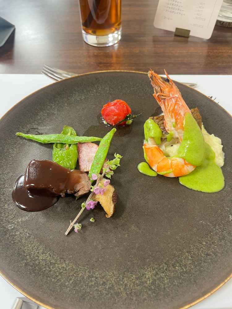 試食でいただいたお料理の写真です。トリュフリゾットがとても美味しかったです。