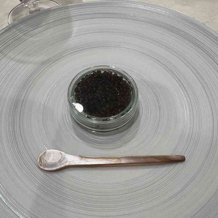 試食はキャビアだけでしたが、質にこだわっている感じがし、普段食べない特別感は味わえた。